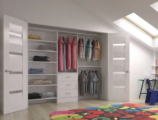 An example of an open closet in white.