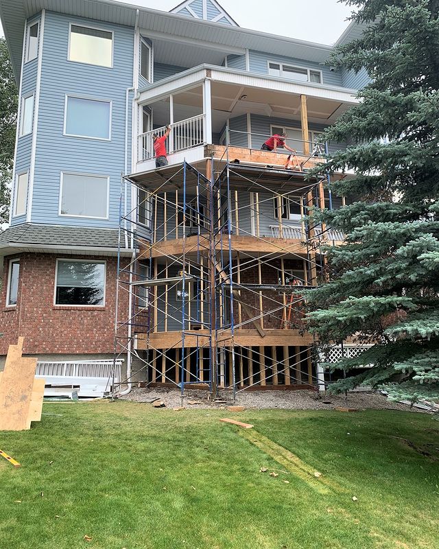 Creative construction of deck